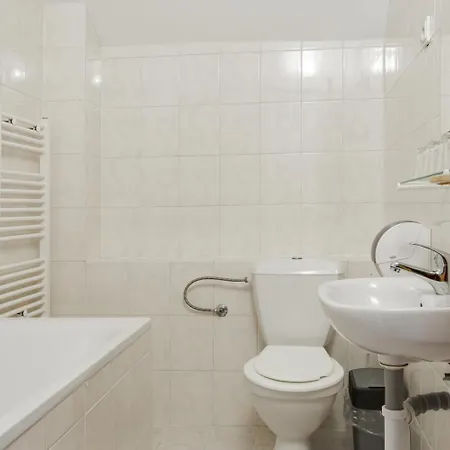 Konukevi Koliba 3*